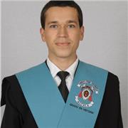 Recién graduado en Historia este año en UAH